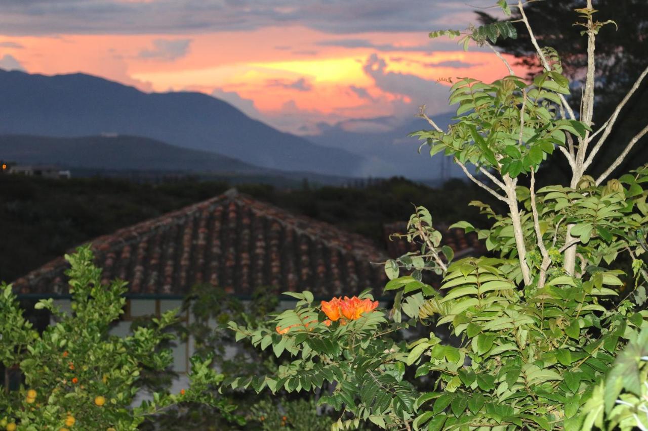 Hosteria Cananvalle Ibarra Exterior photo