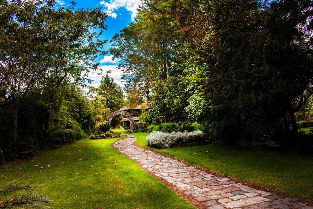 Hosteria Cananvalle Ibarra Exterior photo